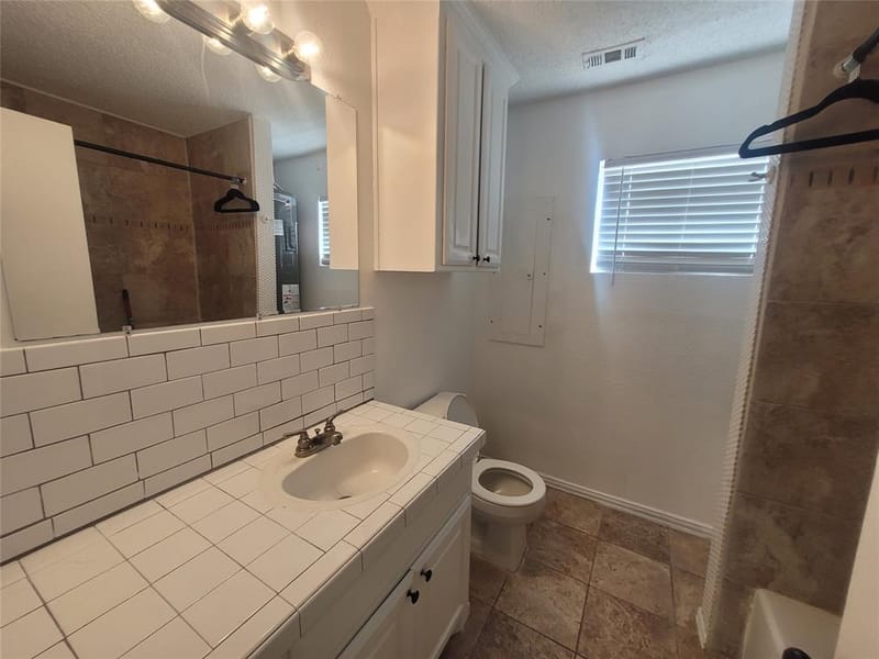 1921 Pelican Drive N, Pelican Bay TX 76020 - Photo 12