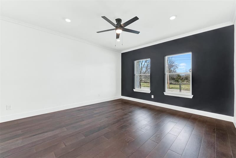 2821 Morse Street, Greenville TX 75401 - Photo 9