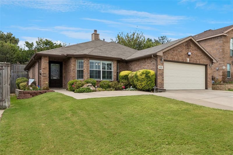 9809 Jericho Lane, Fort Worth TX 76108 - Photo 2