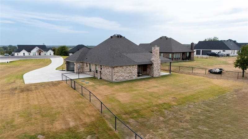 1045 Bermes Court, Brock TX 76087 - Photo 2