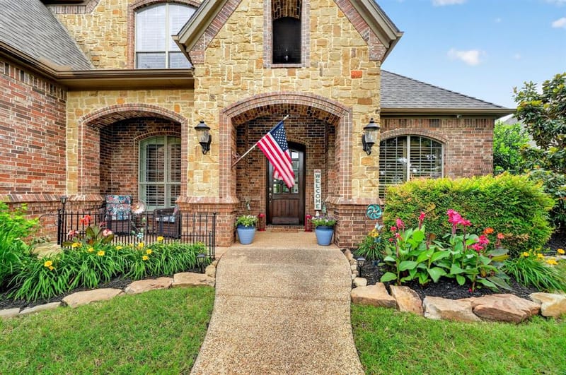 409 Settlers Ridge Drive, Keller TX 76248 - Photo 2