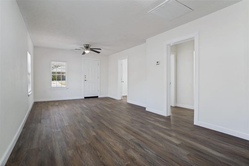 419 N Crawford Street, Denton TX 76209 - Photo 4