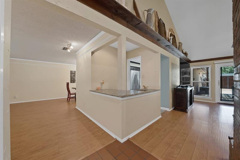 1818 Sara Lane, Richardson TX 75081 - Photo 13