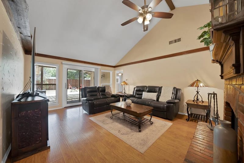 1818 Sara Lane, Richardson TX 75081 - Photo 7