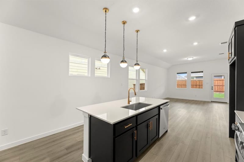 3643 Castle Drive, Celina TX 75009 - Photo 12