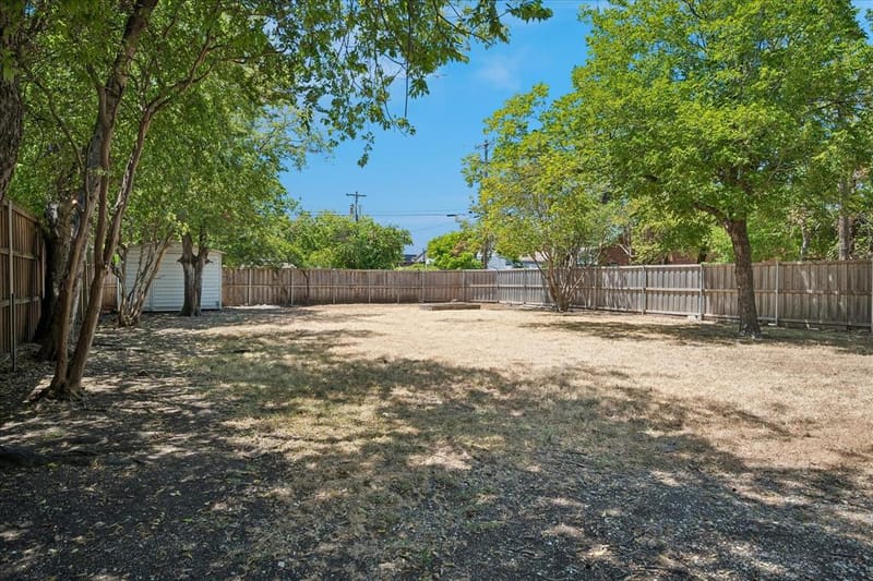 1217 Fuller Drive, Dallas TX 75218 - Photo 22