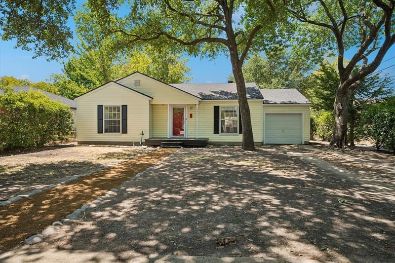 1217 Fuller Drive, Dallas TX 75218