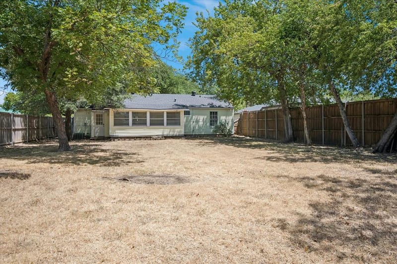 1217 Fuller Drive, Dallas TX 75218 - Photo 20