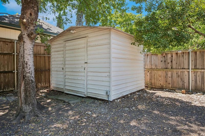 1217 Fuller Drive, Dallas TX 75218 - Photo 24