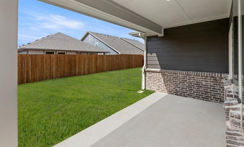 3630 Saffron Drive, Celina TX 75009 - Photo 6