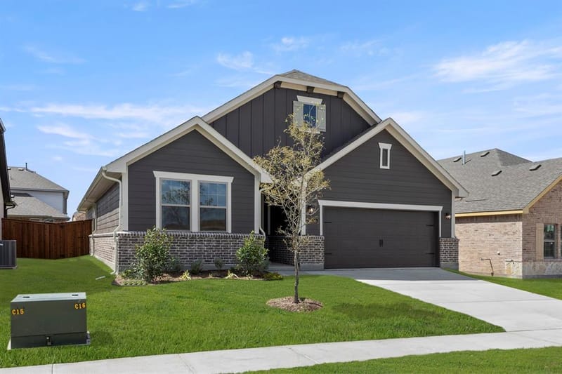 3630 Saffron Drive, Celina TX 75009 - Photo 3