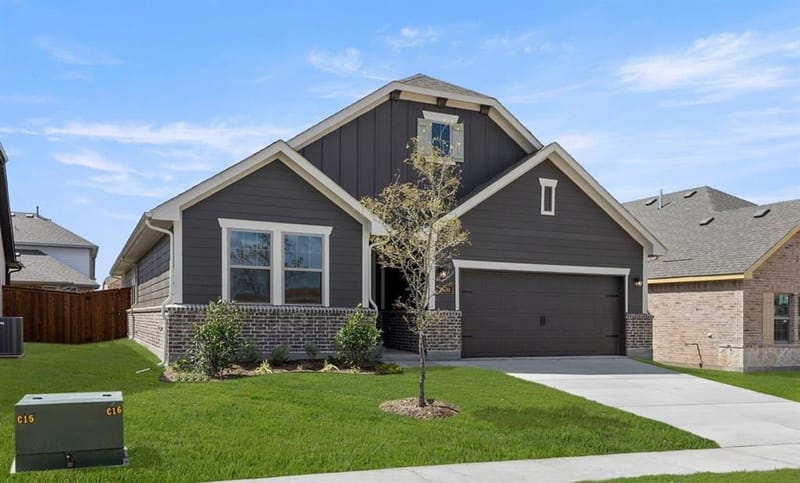 3630 Saffron Drive, Celina TX 75009 - Photo 4