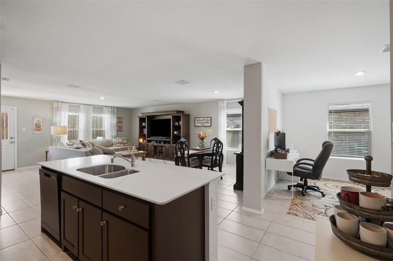 14025 Ilderton Street, Pilot Point TX 76258 - Photo 12