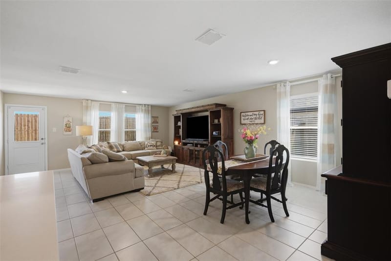 14025 Ilderton Street, Pilot Point TX 76258 - Photo 7
