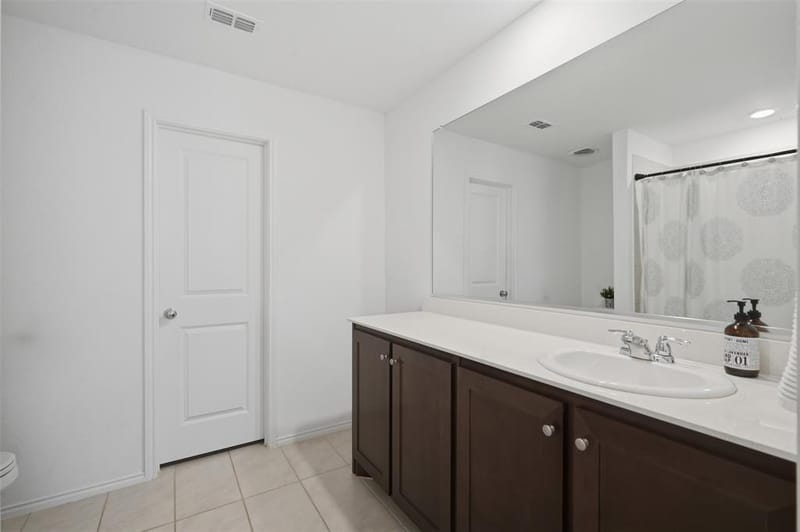 14025 Ilderton Street, Pilot Point TX 76258 - Photo 18