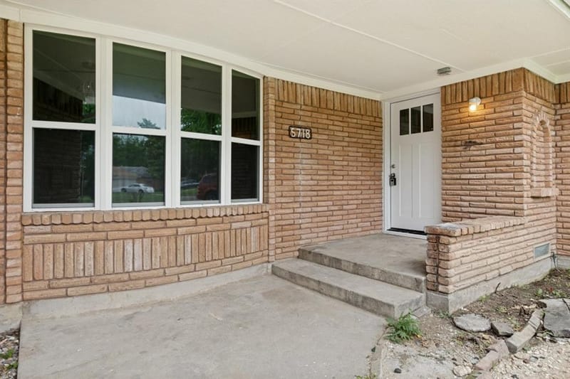 5718 Trio Lane, Dallas TX 75241 - Photo 3