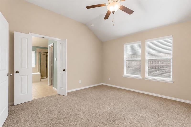 620 Swift Current Drive, Crowley TX 76036 - Photo 8