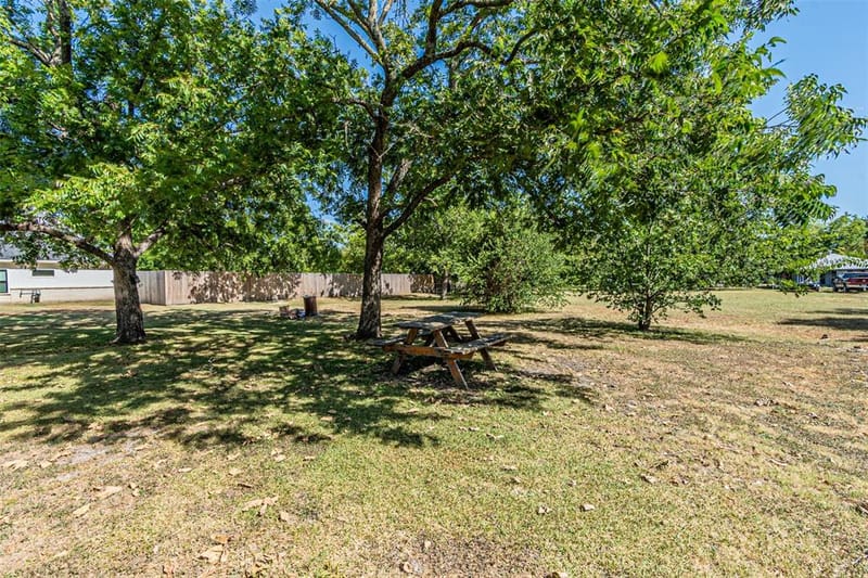 200 4th Street, Kerens TX 75144 - Photo 8