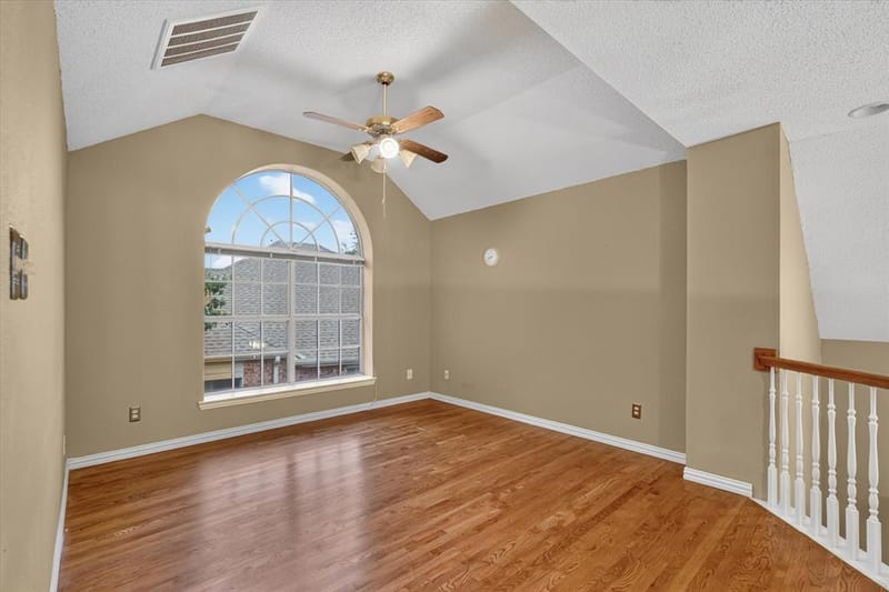 9803 Hickory Hollow Lane, Irving TX 75063 - Photo 16