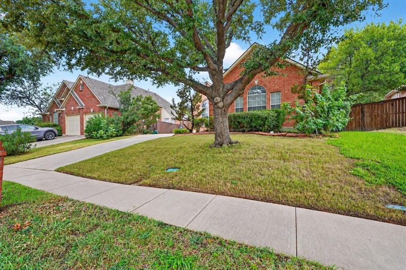 9803 Hickory Hollow Lane, Irving TX 75063 - Photo 24