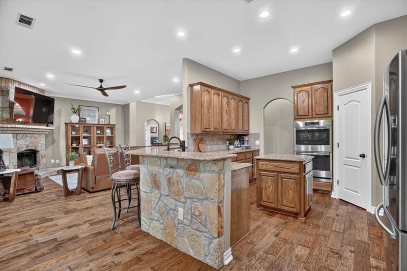 132 N Star Crossing Lane, Weatherford TX 76088 - Photo 11