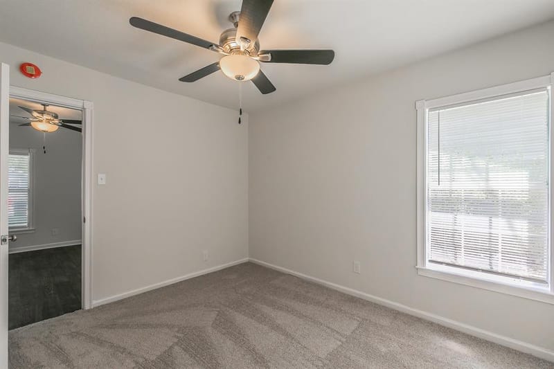 5729 Wellesley Avenue, Fort Worth TX 76107 - Photo 12