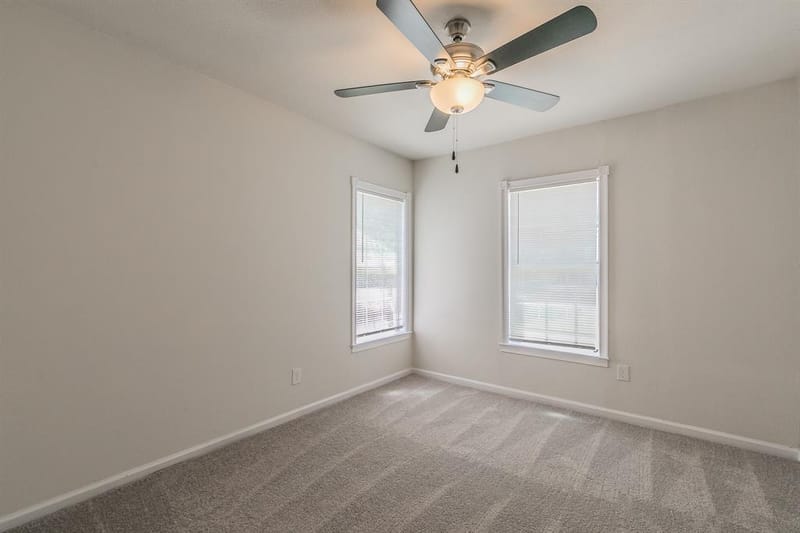 5729 Wellesley Avenue, Fort Worth TX 76107 - Photo 11