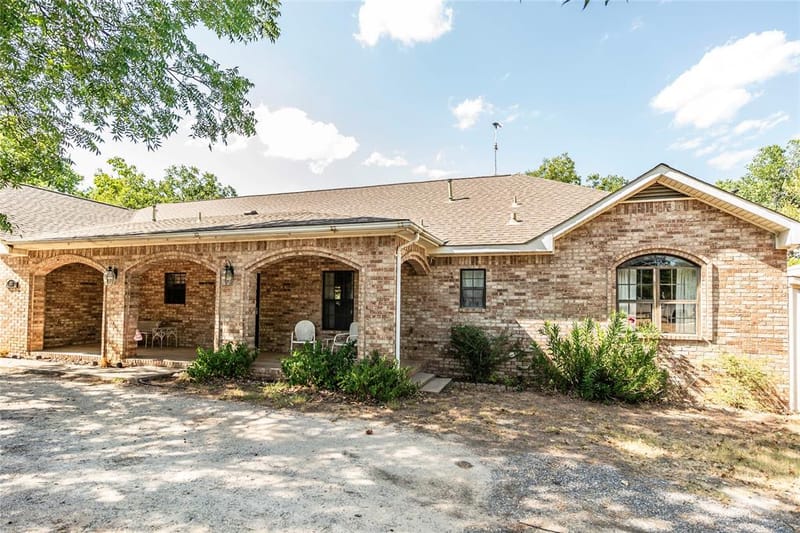 264 Oak Street, Nocona TX 76255