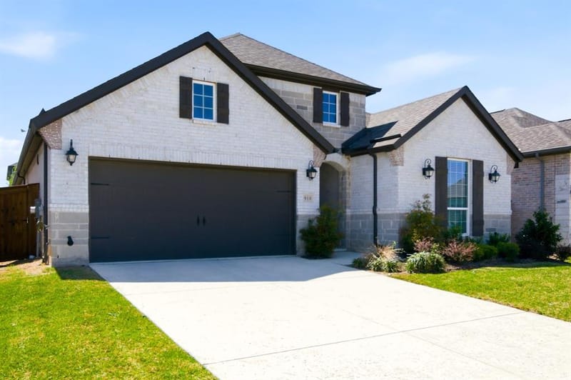 910 Winter Cherry Lane, Haslet TX 76052 - Photo 2