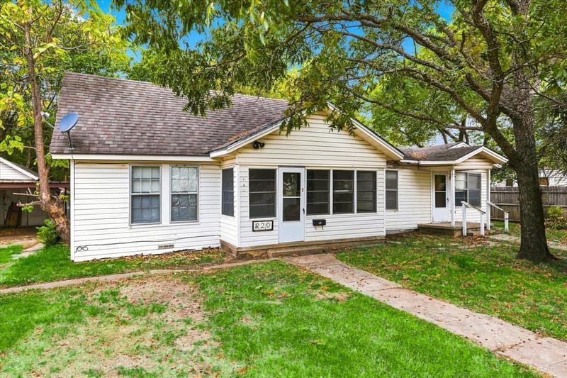 220 S 2nd Street, Wills Point TX 75169 - Photo 22