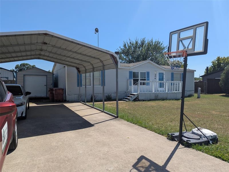 206 Oak Street, Blue Ridge TX 75424