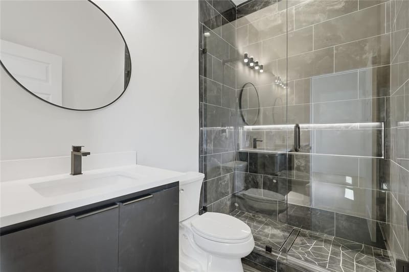 1327 E Waco Avenue, Dallas TX 75216 - Photo 9