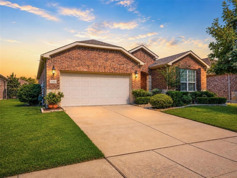 7265 Honeybee Lane, Frisco TX 75036 - Photo 2