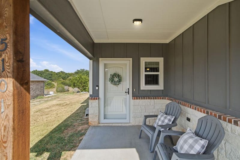 5101 Santa Fe Street, Granbury TX 76048 - Photo 2