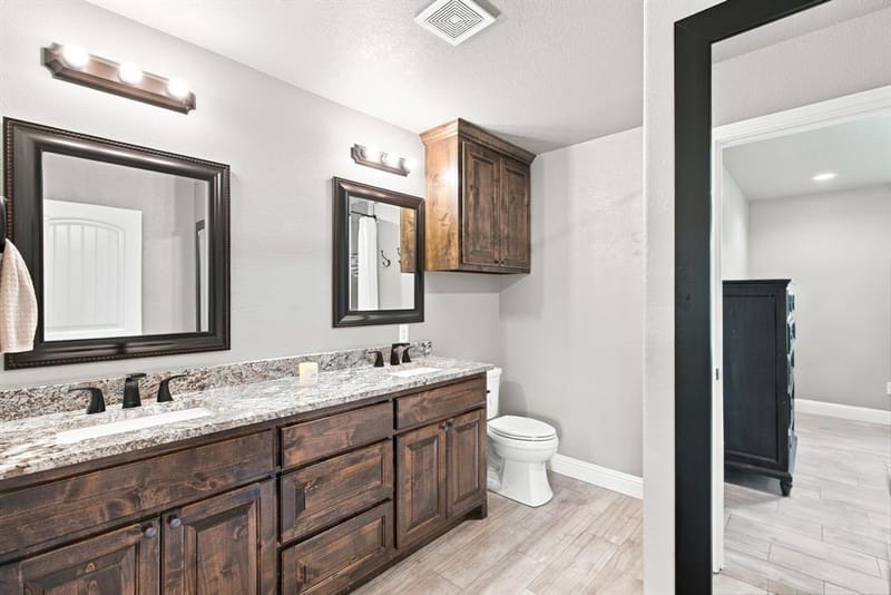 5101 Santa Fe Street, Granbury TX 76048 - Photo 16