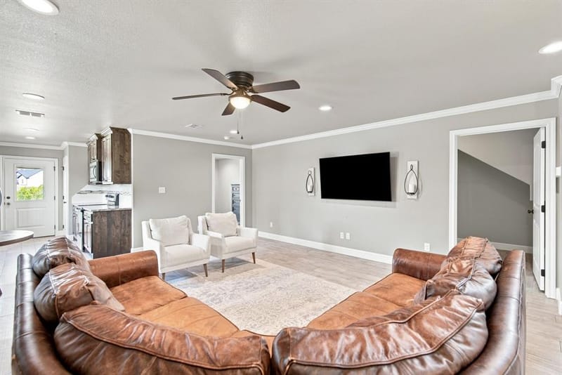 5101 Santa Fe Street, Granbury TX 76048 - Photo 7