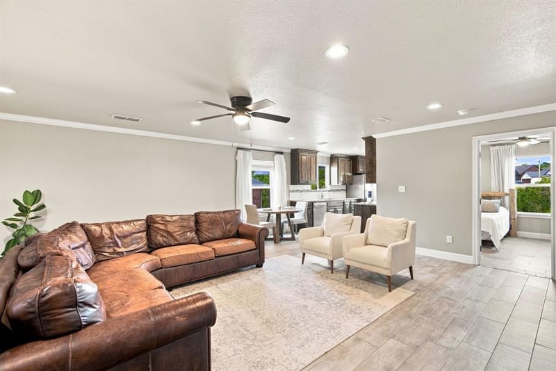 5101 Santa Fe Street, Granbury TX 76048 - Photo 8