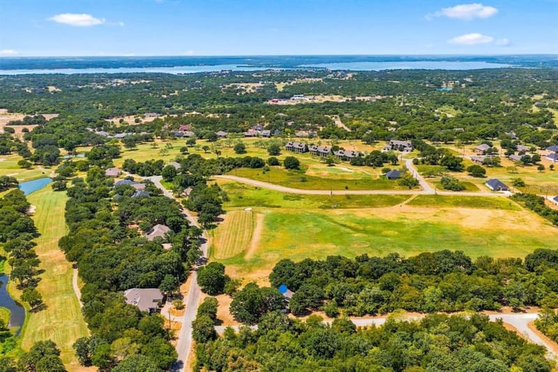 31003 Doe Run Court, Whitney TX 76692 - Photo 30