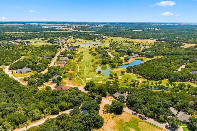 31003 Doe Run Court, Whitney TX 76692 - Photo 34