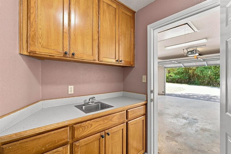 31003 Doe Run Court, Whitney TX 76692 - Photo 10