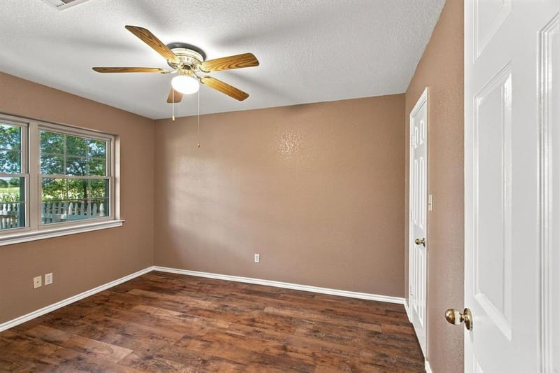 31003 Doe Run Court, Whitney TX 76692 - Photo 15