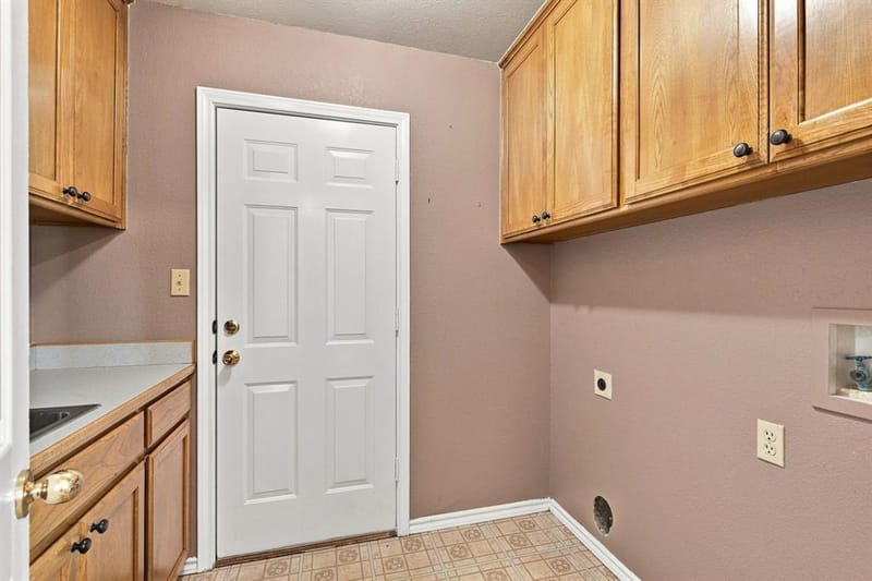 31003 Doe Run Court, Whitney TX 76692 - Photo 11
