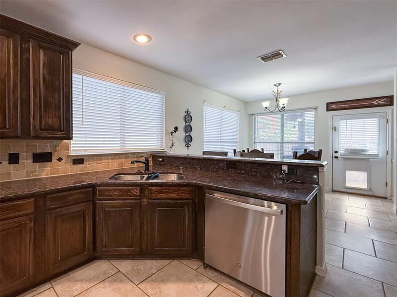 3103 Mason Avenue, Corinth TX 76210 - Photo 13