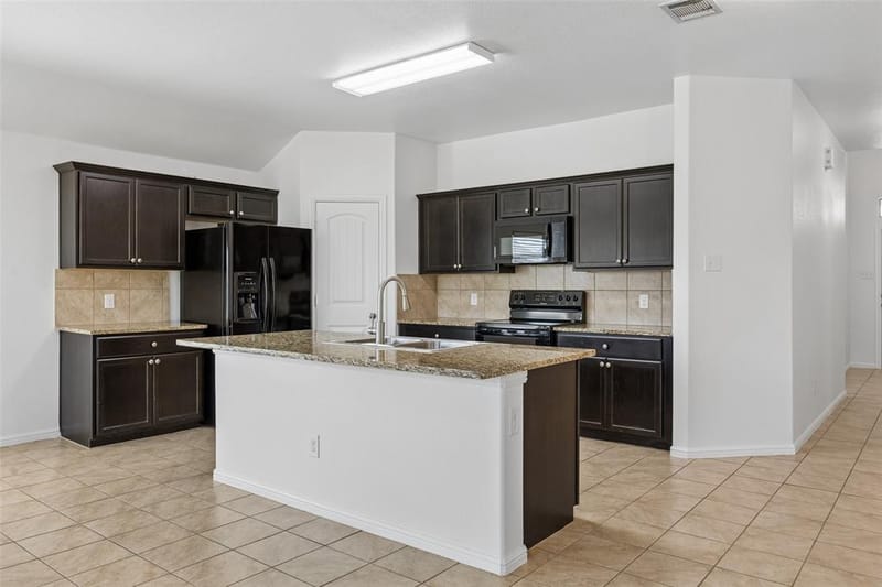 4236 Gallowgate Drive, Fort Worth TX 76123 - Photo 8