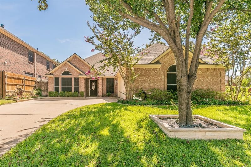 5544 Greenview Court, North Richland Hills TX 76148