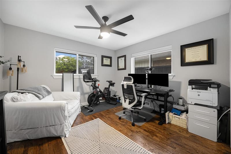 9827 Vistadale Drive, Dallas TX 75238 - Photo 17