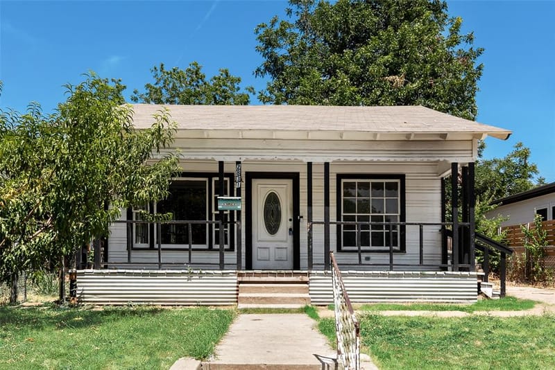 2831 Grafton Avenue, Dallas TX 75211