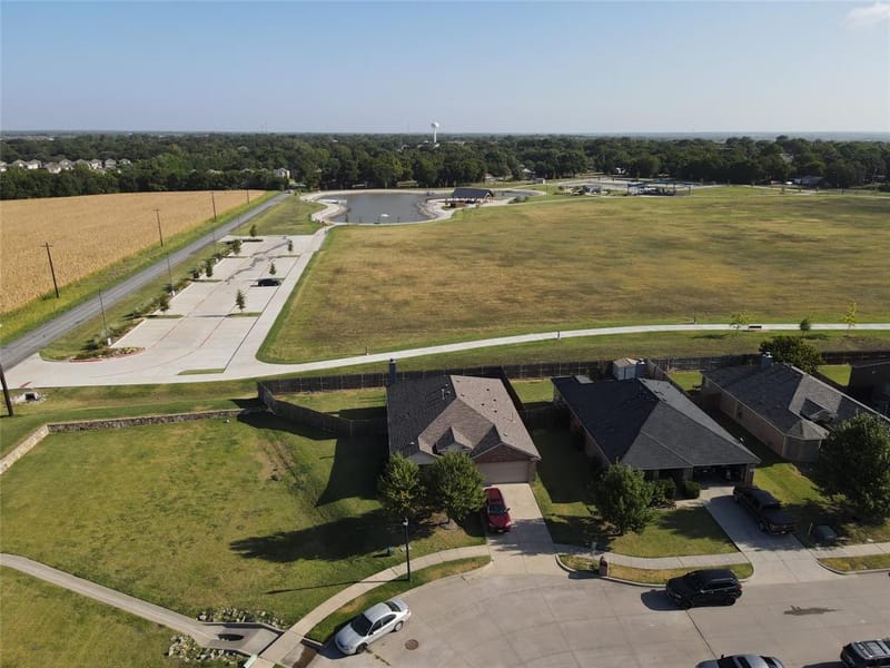 1412 St Johns Drive, Van Alstyne TX 75495 - Photo 30
