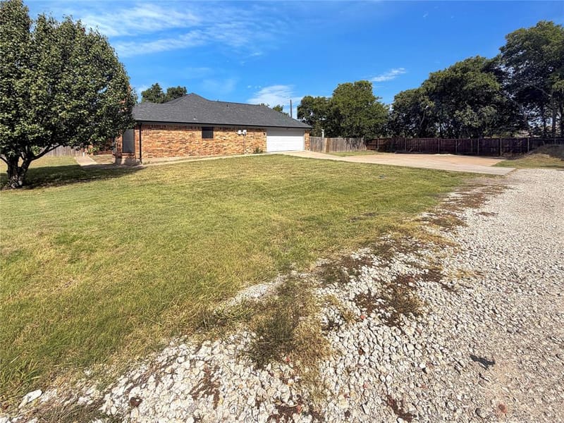1106 N Atkins Drive, Celeste TX 75423 - Photo 20