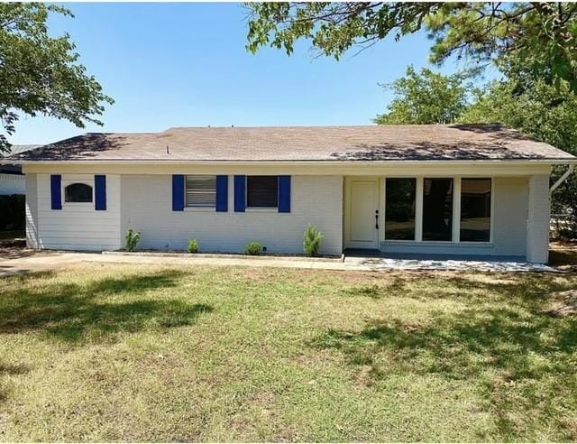 512 Sally Lane, Cleburne TX 76033
